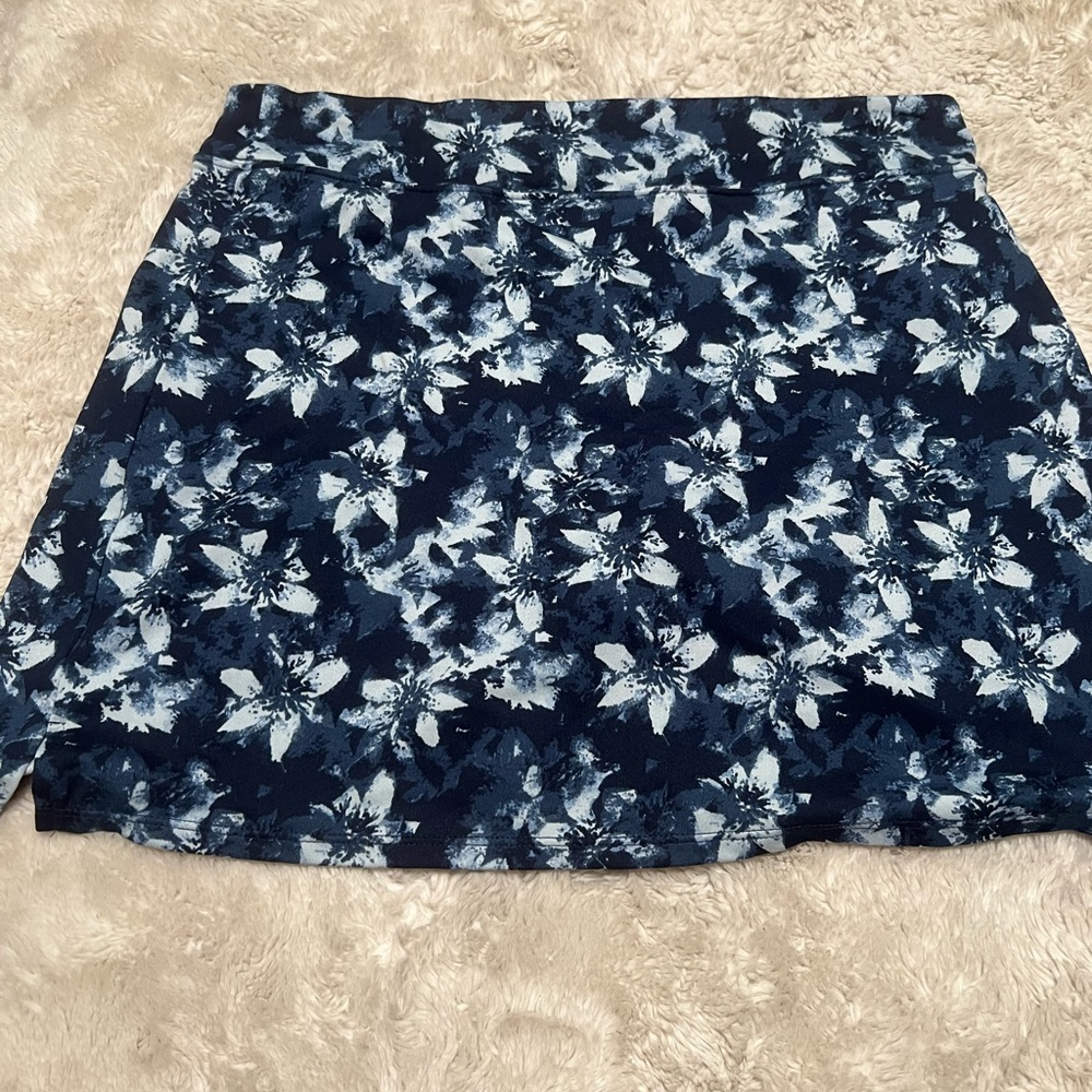 Tranquility by Colorado Clothing Navy Floral Mini Skort - Picture 2 of 3